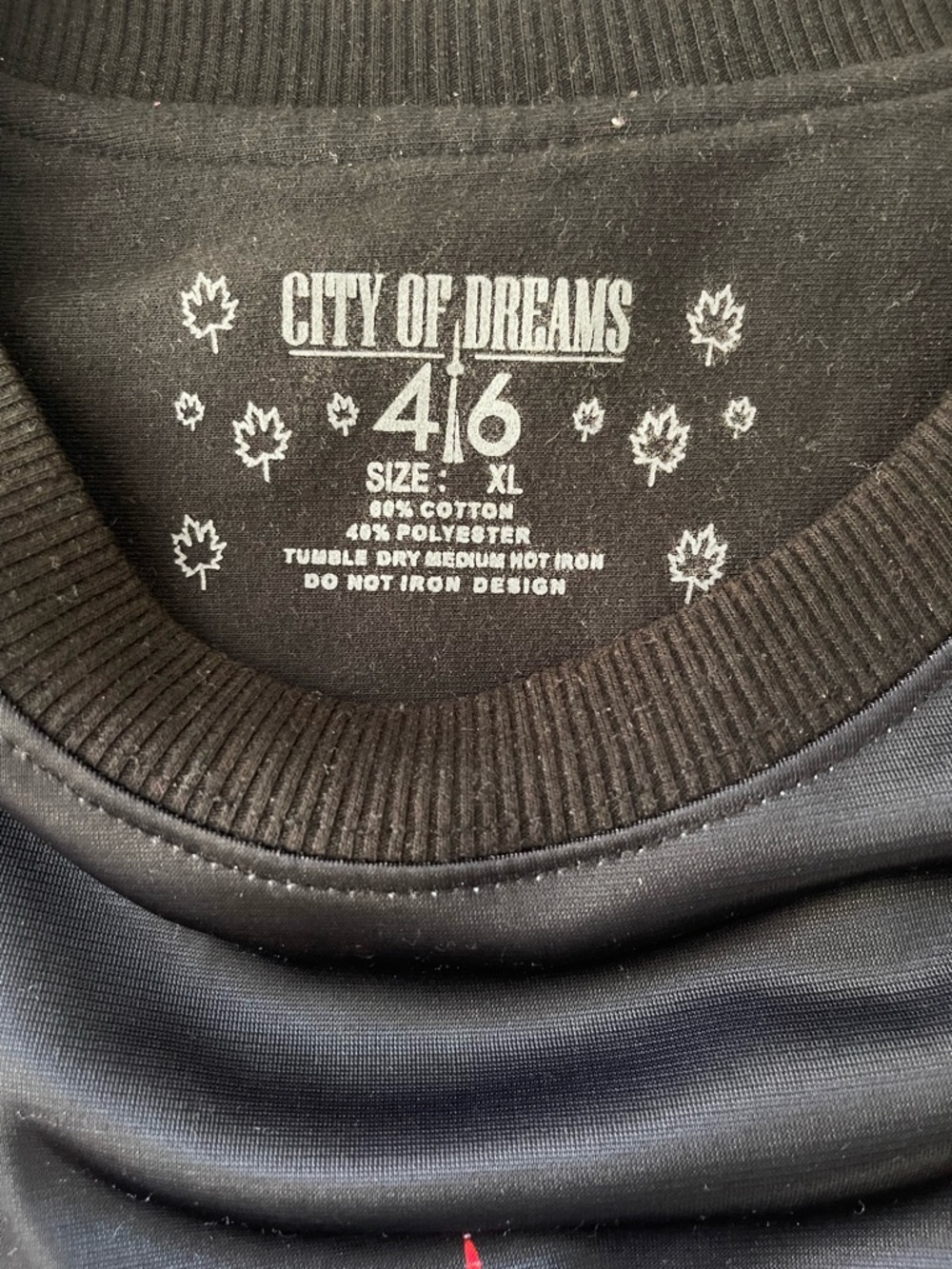 City of Dreams Toronto sweatshirt XL - Picture 3 of 6